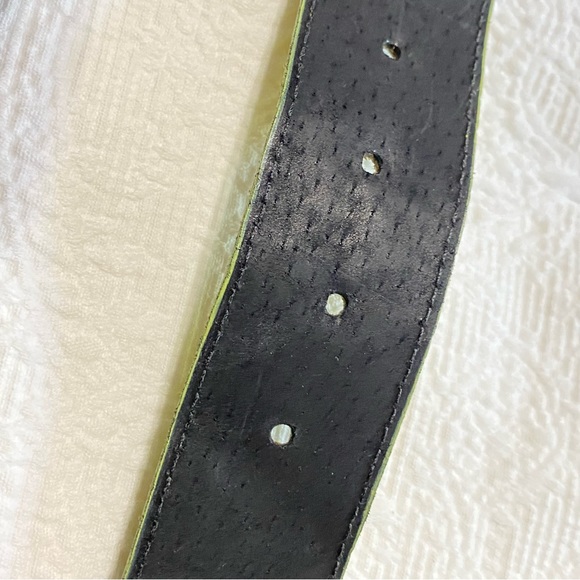 Green Leather Silver Medallions Belt sized Small - Picture 11 of 14